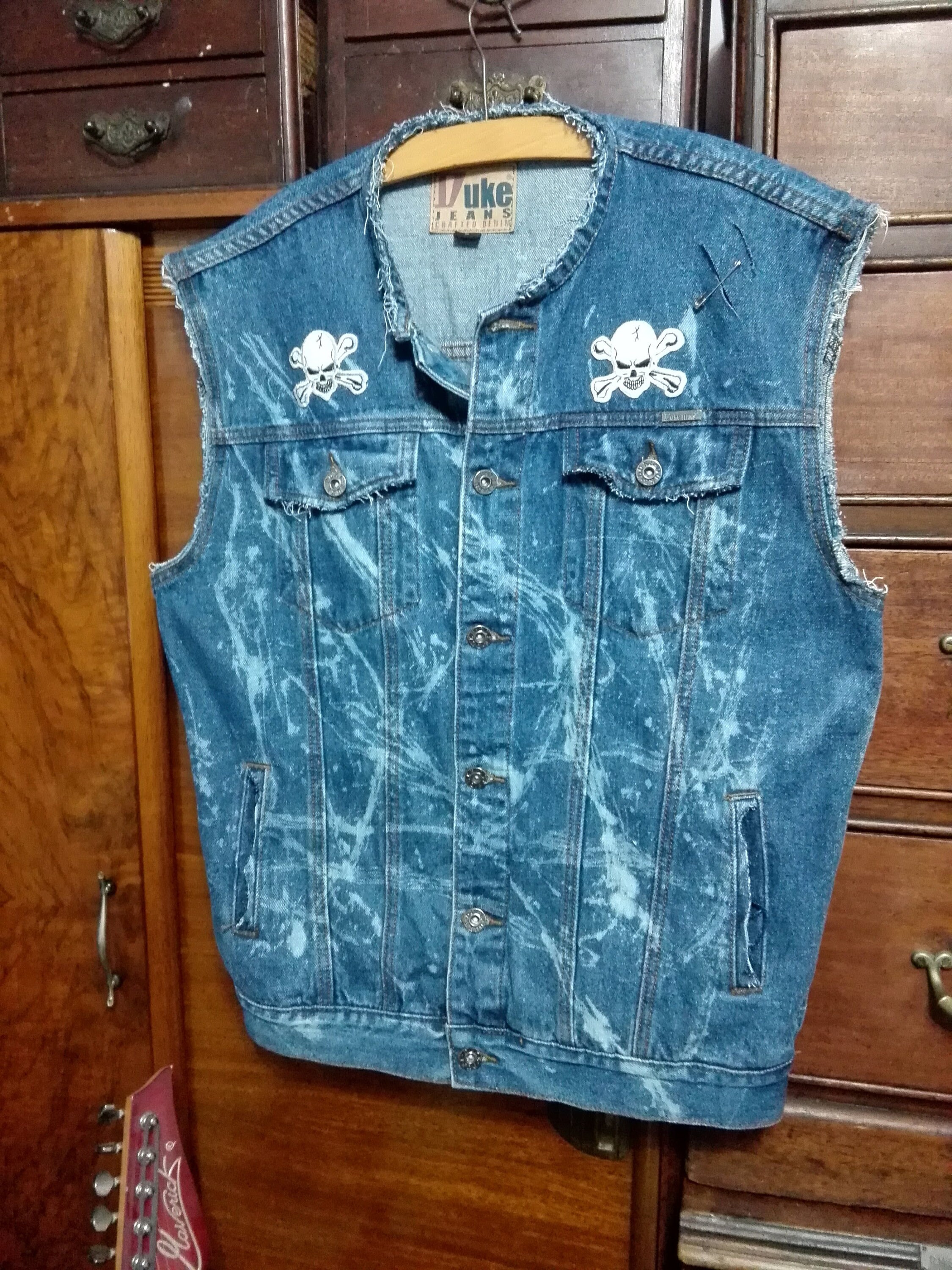 【SUNDAYOFFCLUB】 Punk Pin Hand Distressed Denim Jacket il_1080xN.2152773349_11mz.jpg
