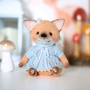 テディ フォックス ガール、誕生日プレゼントとしての OOAK ぬいぐるみ、子供部屋の装飾としてのキツネ アート ドール、コレクション用キツネ ドール、手作りキツネ デコレーション