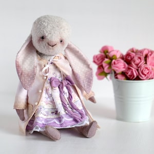Peluche lapin en peluche comme cadeau d&#39;anniversaire mignon, poupée lapin articulée, jouet lapin d&#39;artiste, cadeau de Noël pour enfants, figurines de poupée lapin