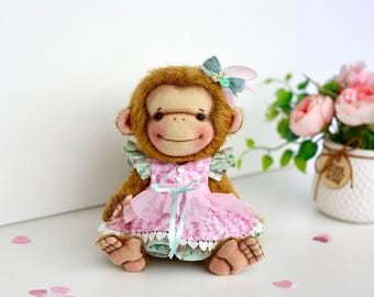 赤ちゃん猿リルのリアルなおもちゃ。OOAKアーティストが手作り 赤ちゃん猿リルのリアルなおもちゃ。OOAKアーティストが手作り