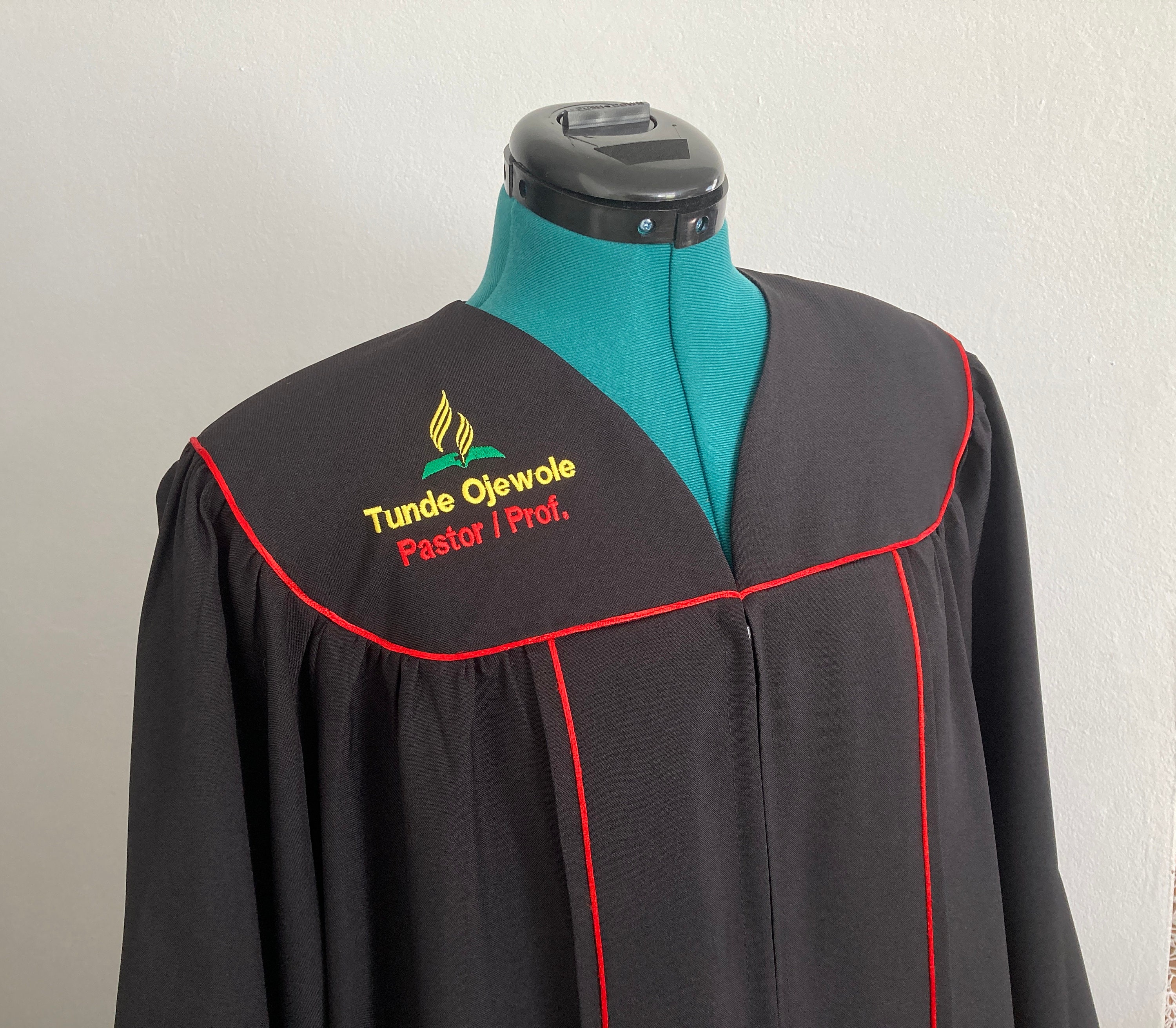 Clergy Robe in Black Pulpit Pastor Robe