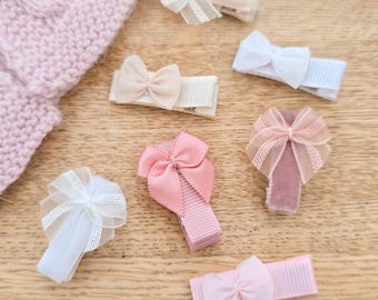 Baby-Haarspangen, Mini-Babybögen, komplett gefütterte Clips, Baby-Fransenclips, erste Haarspangen, kleine Haarspangen, Kleinkindclips, sanfte Haarspangen