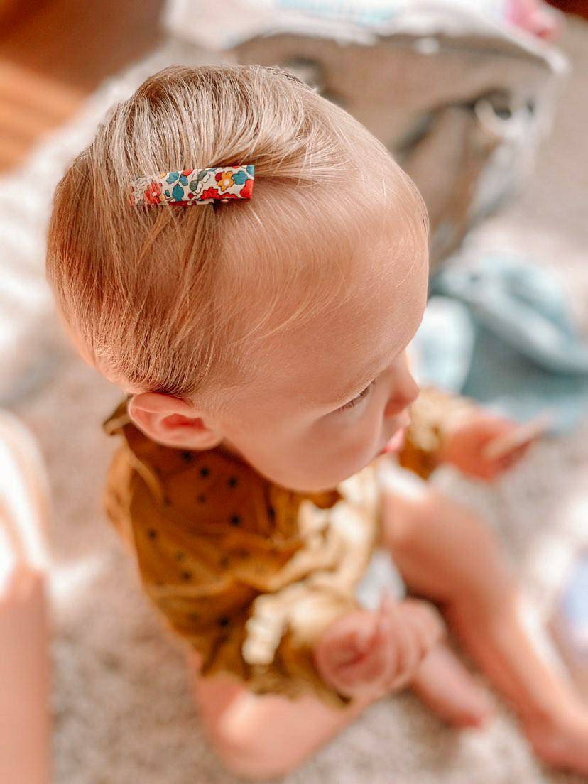 リバティヘアクリップ、フリンジクリップ、リバティロンドン生地、花柄