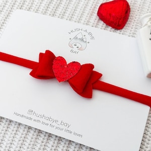 Red Bow Baby Headband, Heart Headband, Mini Bow Headband, Red Glitter Heart, Red Heart Bow, Red Felt Bow, Baby Headband, Nylon Headband