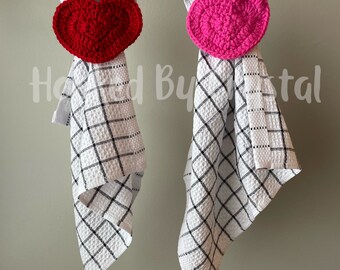 Heart Towel Topper - Crochet Heart Towel - Towel Topper - Dishtowel - Valentine’s Kitchen Towel - Heart Kitchen Towel - Hanging Towel
