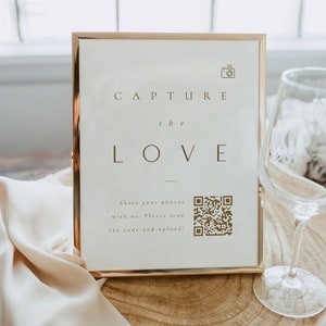 Modernes Teilen der Liebe Foto-Zeichen-Schablone, Goldhochzeit QR-Code-Foto-Schild, Erfassen Sie die Liebes-Anzeige, digitales Ereignis-Foto-Gästebuch - Sienna