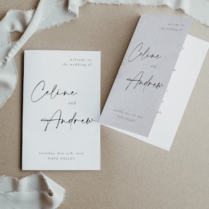 Może przedstawiać: Dwa białe programy ceremonii ślubnej z imionami Celine i Andrew wydrukowanymi czarnym pismem. Tekst brzmi "Witamy na ślubie Celine i Andrew" oraz "Sobota, 11 maja 2020, Napa Valley".