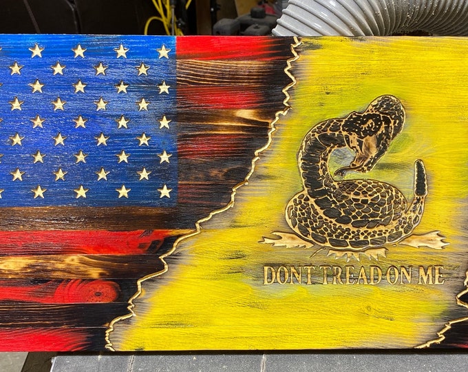 Wood Flag/Don’t tread on me/wall hanging/wood sign/American flag/gifts/mancave/rustic/home decor/patriotic/gifts for him