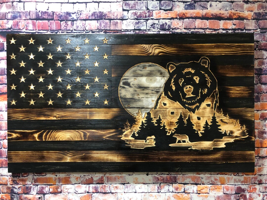 Wood Flag/wall Hanging/flag Art/bear/gifts for Him/man Cave/rustic Sign