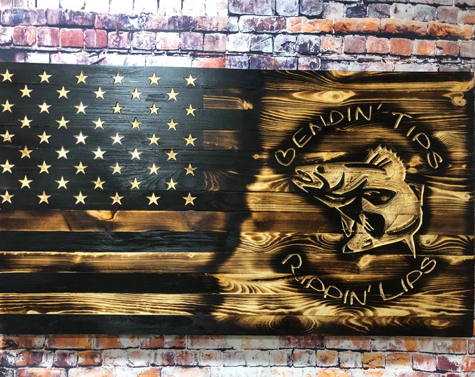 Walleye/fishing/Wood Flag/wall hanging/gifts for him/wood sign/wall art/home decor/man cave/Bendin tips Rippin lips/rustic decor