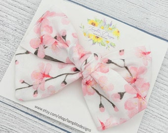 Japanese Cherry Blossom hair bow - sakura fabric bow - pink spring flowers - floral bow - baby girl gift - baby headband - baby shower gift