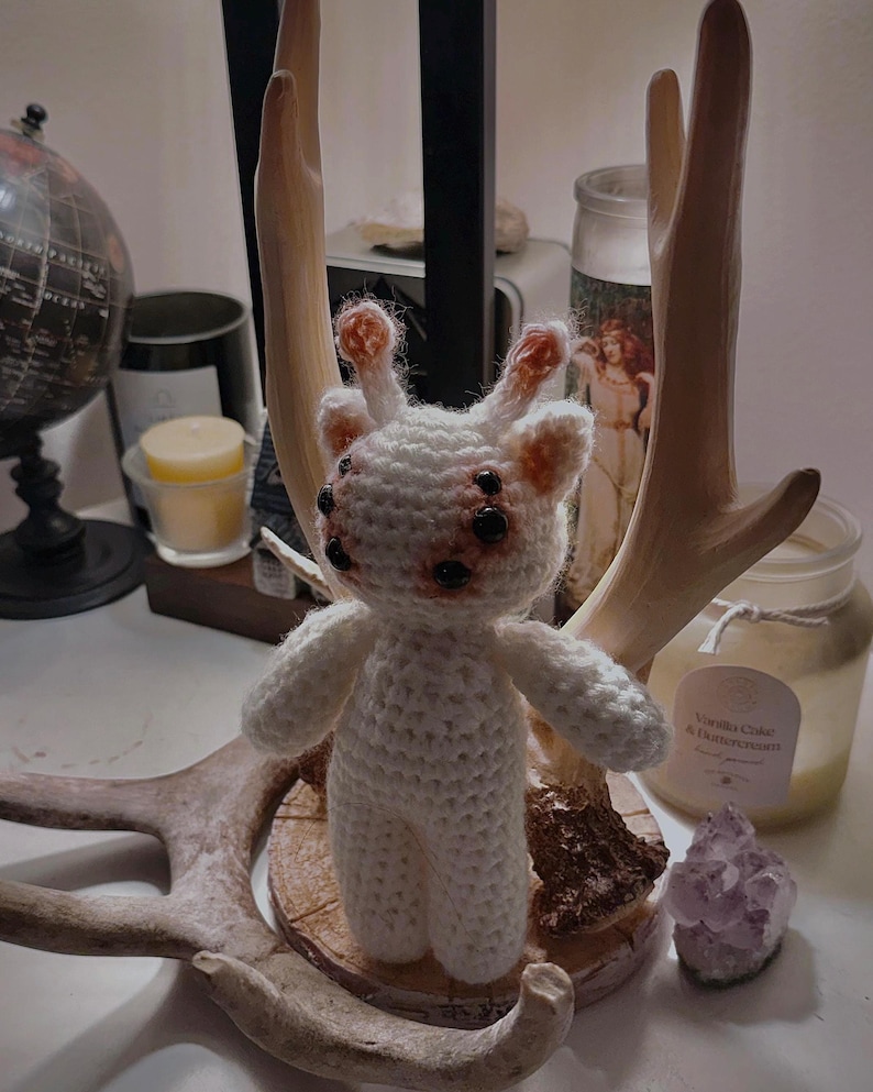 Crochet Alien Cat Plushie, Creepy Stuffed Animal, Gothic Home Decor - Etsy