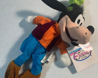 vintage The Disney Store mini bean bag plush stuffed animal GOOFY with tags