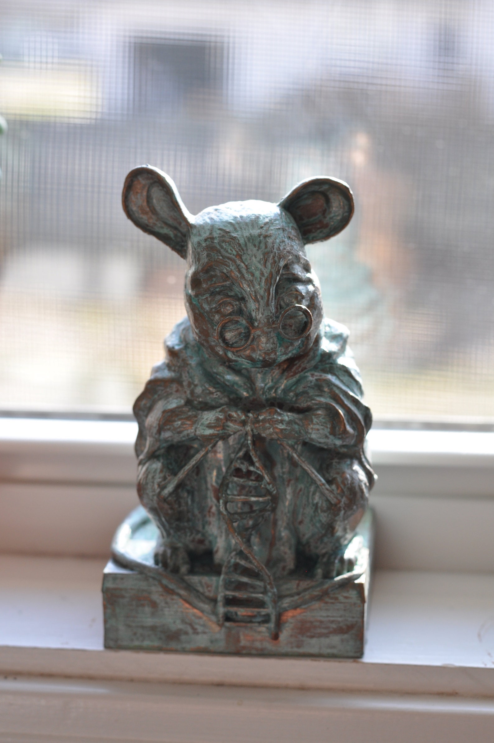 Monument to the laboratory mouse Etsy