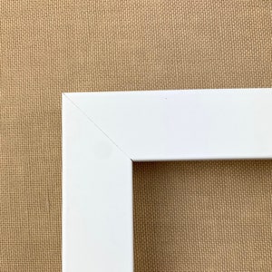White Matte Frame - 11 x 14
