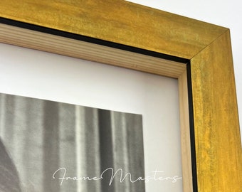 Cascade Gold Picture Frame: Modern Style with Black Lip