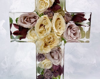 Conservación de flores de resina con cruz personalizada: recuerdo de novia (DEPÓSITO)
