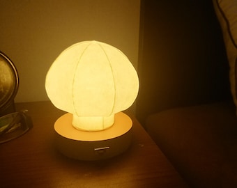 Mushroom type Japanese paper shade night lamp