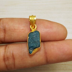 Raw Apatite Pendant, Blue Apatite Pendant,  For Her, Brass Pendant, 18k Gold Plated Pendants, READY TO SHIP, Birthstone Pendants,CLY609