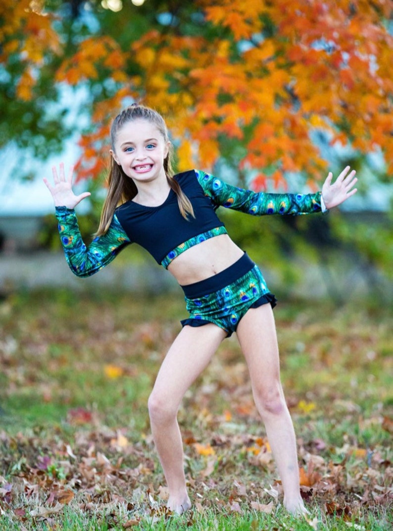 Girl\u2019s Size 6 Black and Green 2 Piece Peacock Dance Gymnastics Leotard Bodysuit Costume