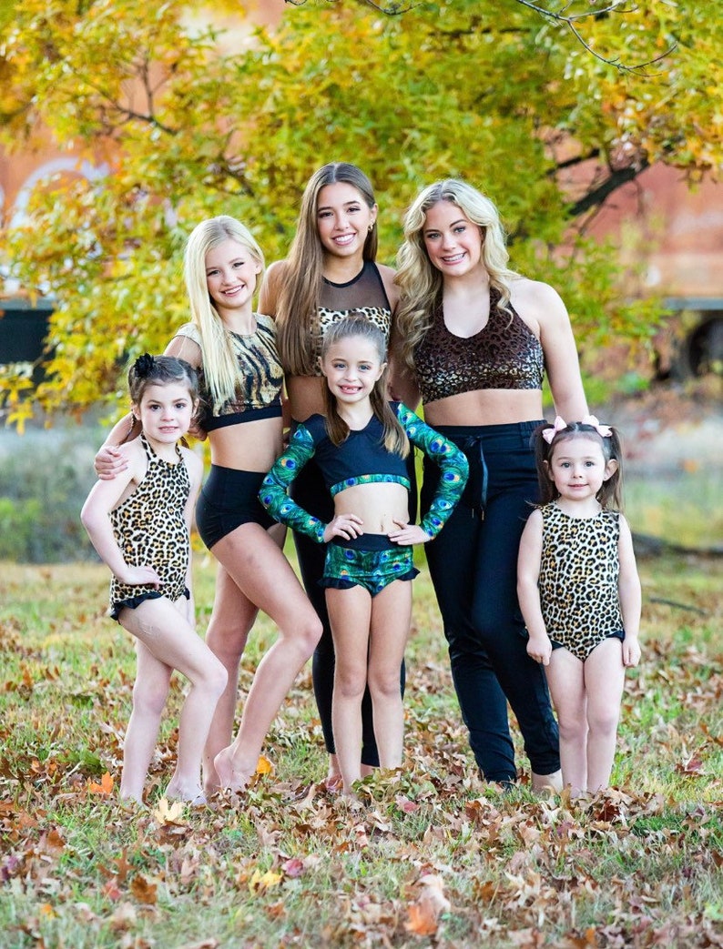 Girl\u2019s Size 6 Black and Green 2 Piece Peacock Dance Gymnastics Leotard Bodysuit Costume