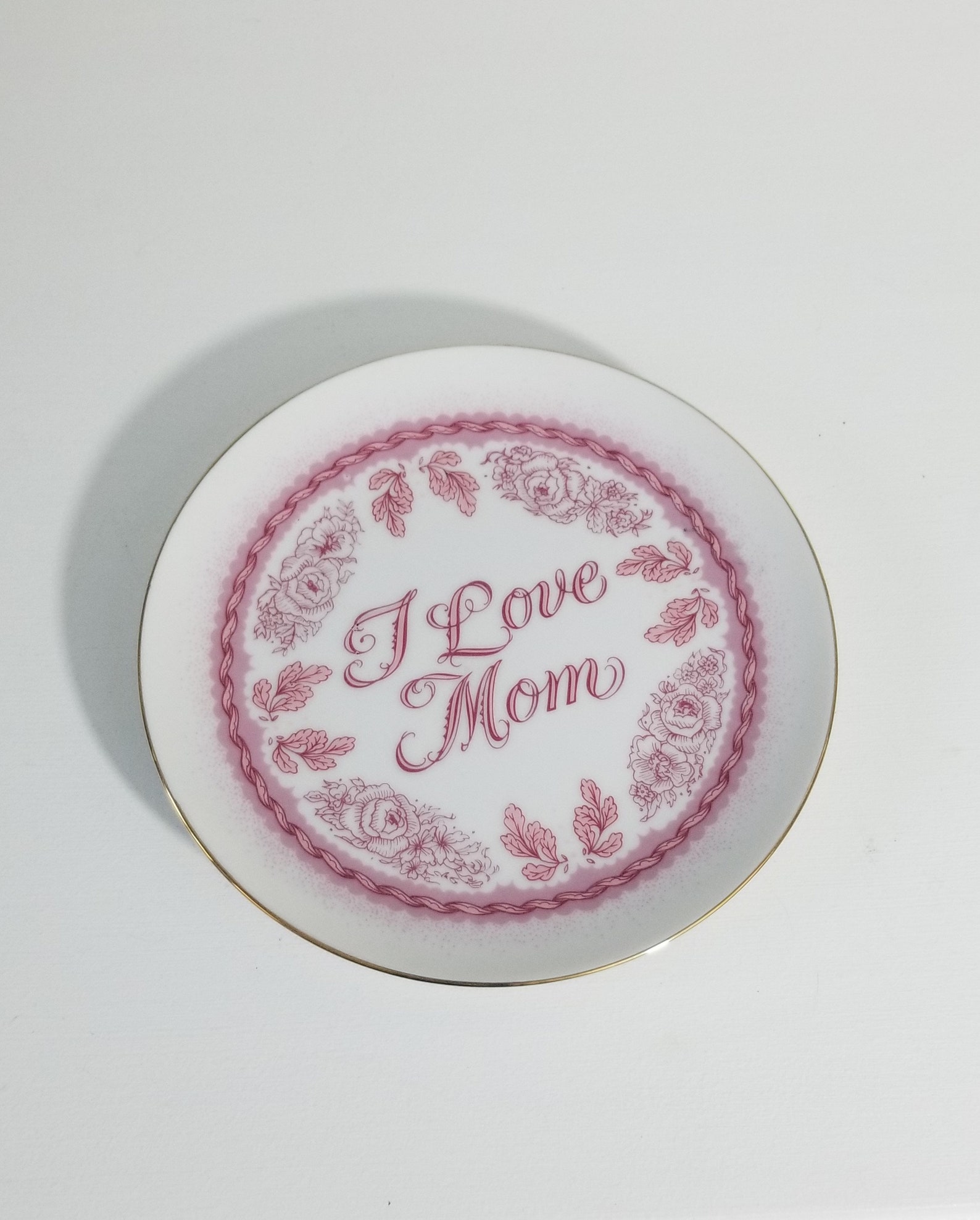 Mid Century Modern I Love Mom Plate Heirloom Edition by Etsy