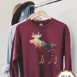 Moose Hoodie for Woman Shirt Moose Gift Wildlife Sweatshirt Moose Sweater Military Green crewneck nature lover Hikergift