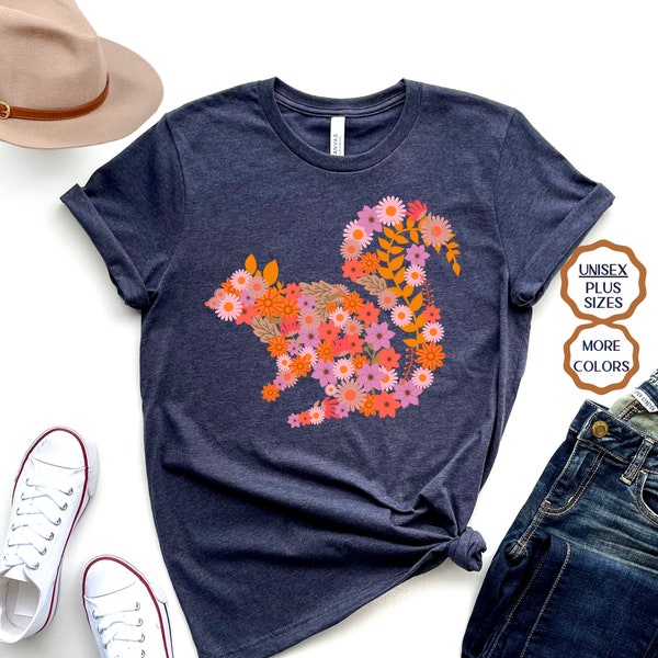 Squirrel Shirt Floral Animal Wildlife Gift for Squirrel Lover T-shirt Shirt Woman Squirrel Tee