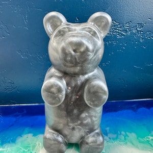 I made this out of real gummy bears for my daughters who love Icarly!