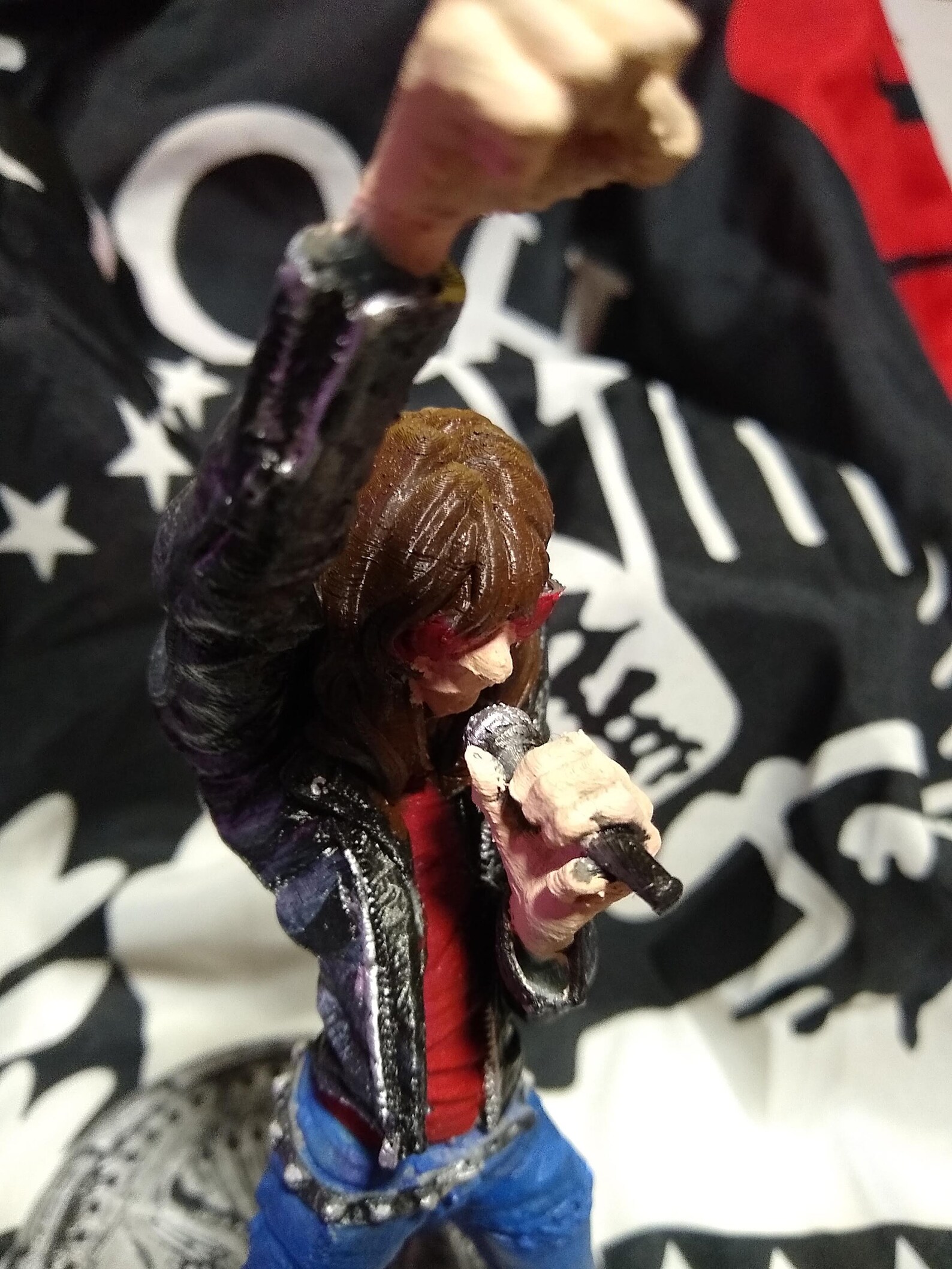 joey ramone figure