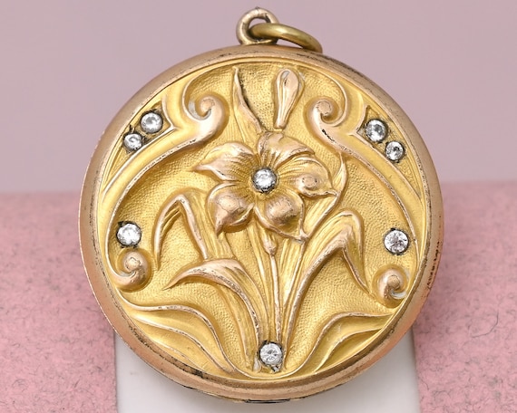 Antique Victorian Yellow Gold Filled Repousse Lil… - image 1