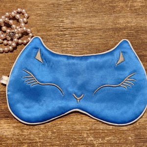 100% mulberry silk sleeping mask, embroidered cat sleeping mask, cute pure silk cat sleeping mask with adjustable strap Bright blue