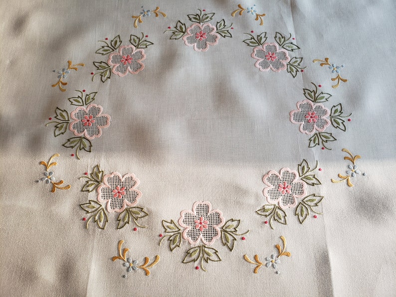 Vintage not used hand embroidered & hemstitch linen table Etsy