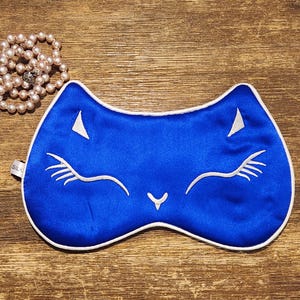 100% mulberry silk sleeping mask, embroidered cat sleeping mask, cute pure silk cat sleeping mask with adjustable strap Royal blue