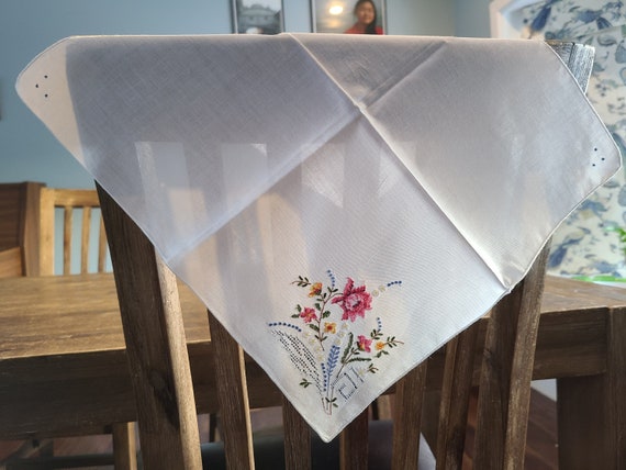 Hand Rolled Hem Fine Thread Hand Embroidered Cross Stitch