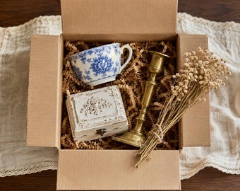 Caja sorpresa de decoración vintage para el hogar / Lote de hallazgos de antigüedades seleccionados