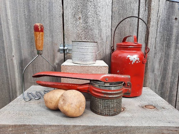 Vintage Red Kitchen Accessories