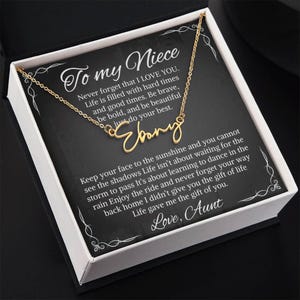 Collar con nombre de estilo exclusivo con tarjeta de mensaje para sobrina, colgante con nombre personalizado con carta de amor sincera, collar sentimental, caja LED