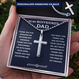Bedeutungsvolle Kreuz-Halskette für den Vater des Freundes mit personalisierter Nachrichtenkarte und Kugelkette