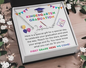 Personalisierte Kindergarten Halskette, Geschenk für kleines Mädchen, individuelles Namensgeschenk