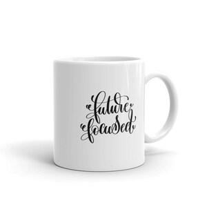 Inspirierende Kaffeetasse: Kalligraphie Zitat Geschenk