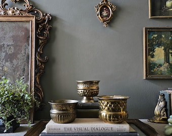 ヴィンテージの真鍮ロープタッセルフリルエッジプランター（小または中