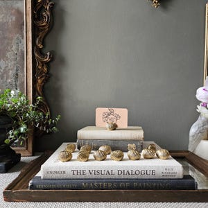 Ensemble de 12 porte-photos vintage en laiton massif avec mini coquillages