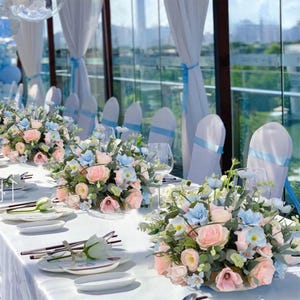 Palline di fiori rosa e blu, palline di fiori di rosa di dimensioni personalizzate per centrotavola di nozze 5D, decorazioni per la tavola di casa, runner da tavola floreale per matrimoni