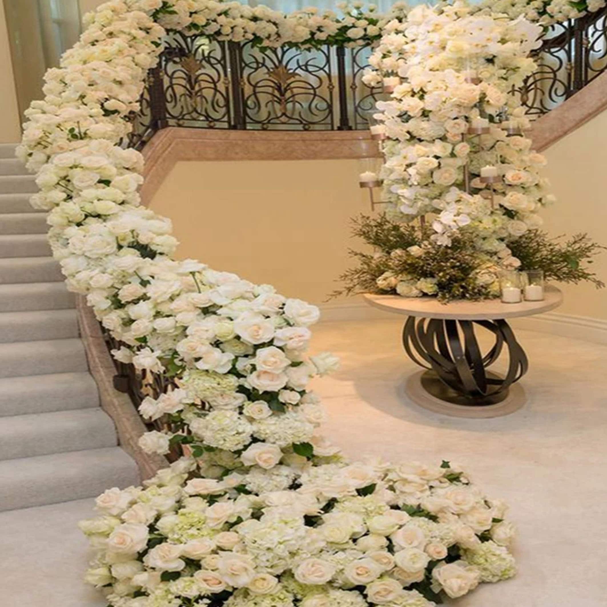 Flower Runner for Event Decorations Wedding Floor Gypsophila Flowers Customized