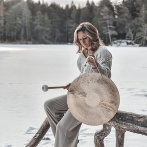 Wind Gong 24" mit Schlägel und Hülle