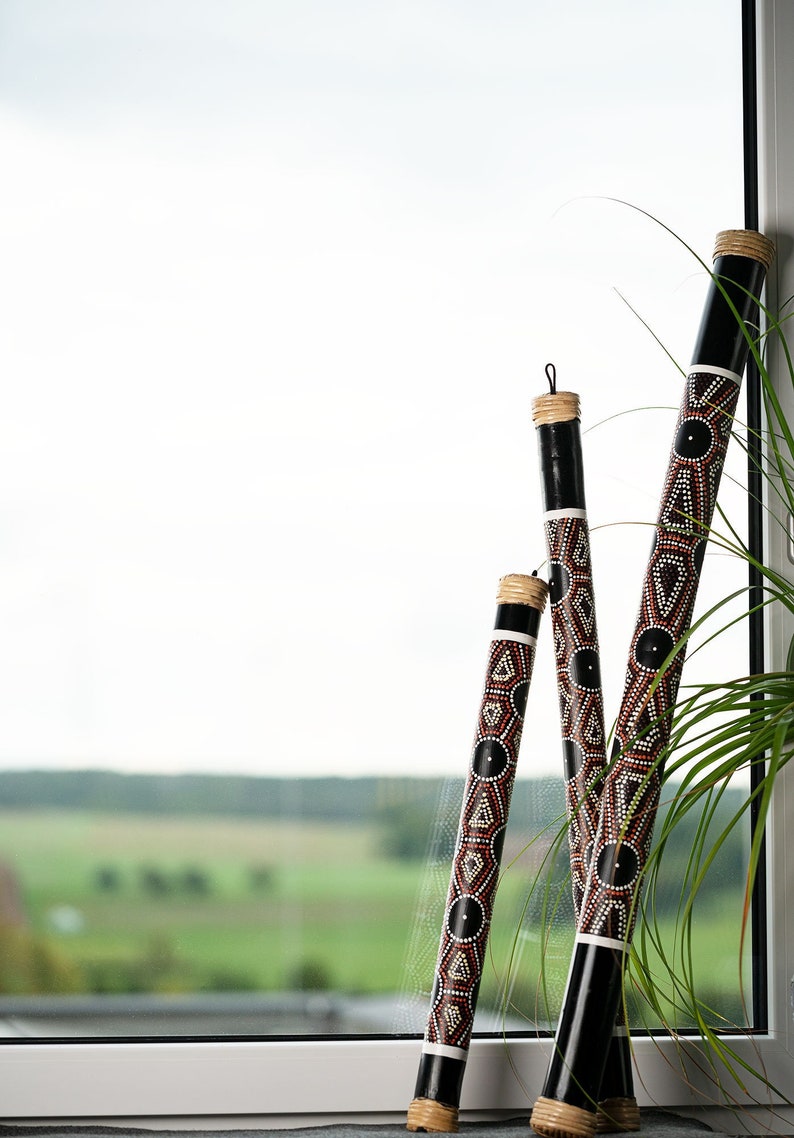 Handbemalter Bambus-Regenstab in drei Längen Bild 1