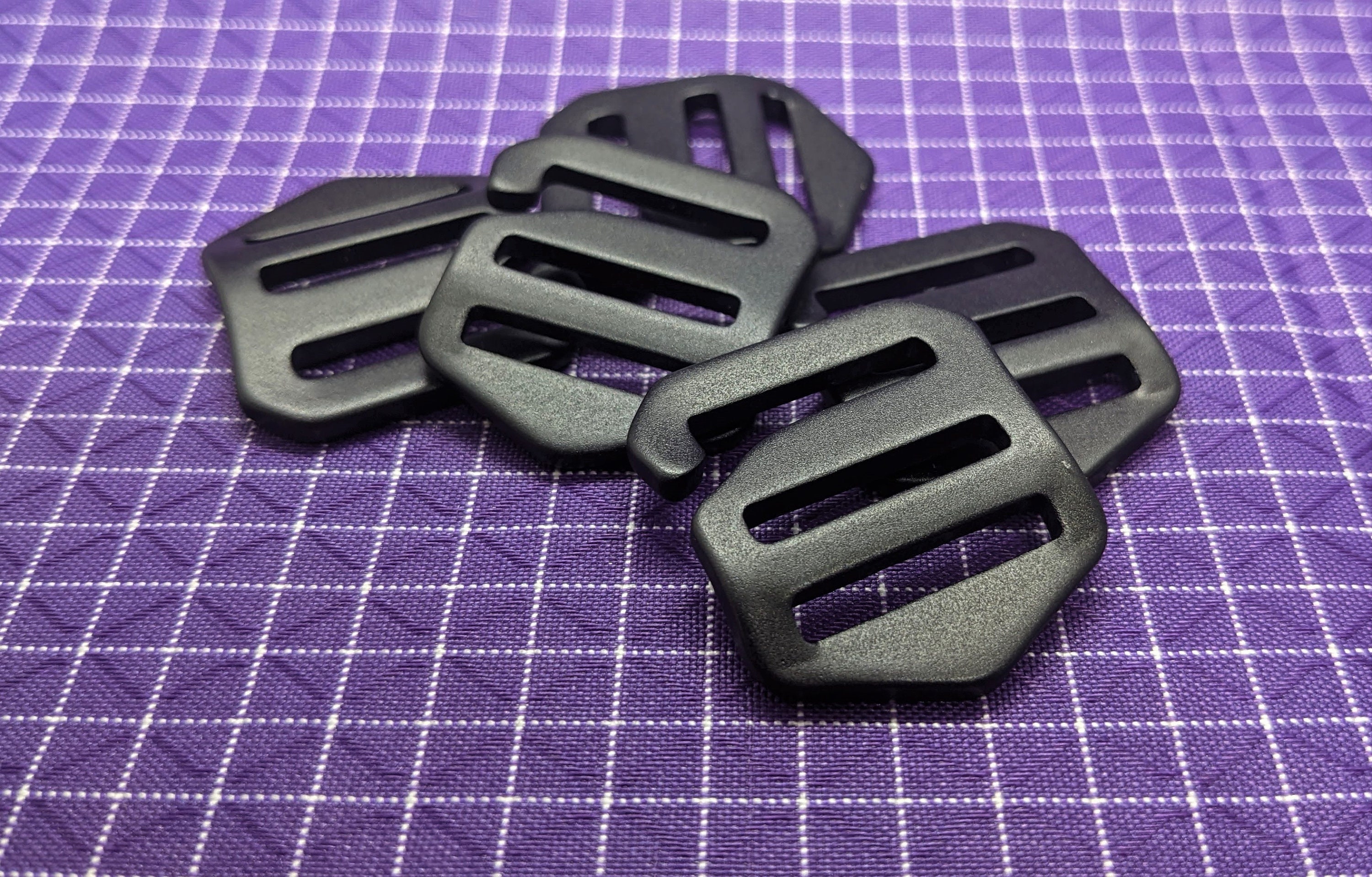 6PCS 20mm Plastic Backpack Buckle,Strap Buckle,Nice Whistle Buckle,  Replacement Connector Buckle With High Quality For Wholesale,DIY