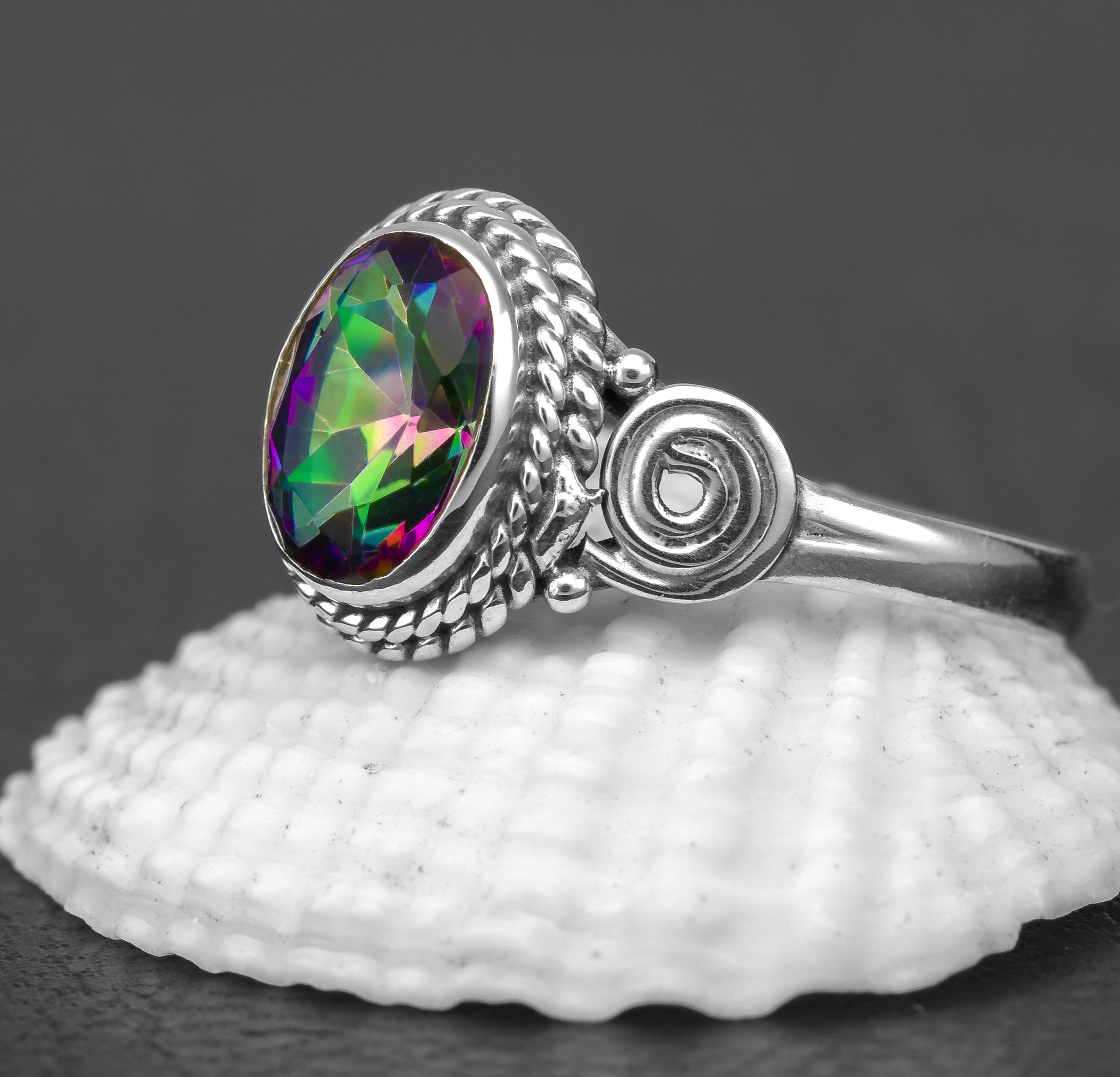 Incredibile anello in argento 925 con il suo bel fuoco con scintille arcobaleno peso totale 15,00 carati misura 7,5 925 argento - Italia Incredibile anello in argento 925 con il suo bel fuoco con scintille arcobaleno peso totale 15,00 carati misura 7,5 925 argento - Italia