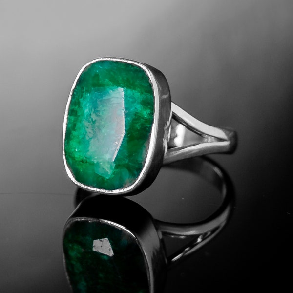 Beautiful 925 Sterling Silver Emerald Facet Cut Green Gemstone Ring Gift Boxed - Statement ring - Emerald jewellery / gemstone jewelry